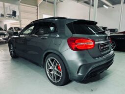 Mercedes Classe GLA 45 AMG 4MATIC 2.0 360 CH Speedshift DCT FRANCAIS CUIR ELEC TO CAMERA SPORT BLACK GTIE 12 MOIS complet